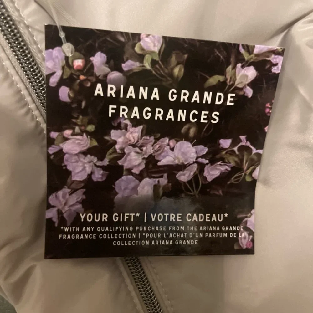 Ariana Grande Fragrances Sling CrossBody Bag NWT‎